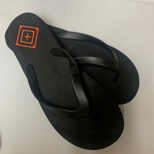 5.11 TACTICAL SERIES MENS FLIP FLOPS SIZE 11-12